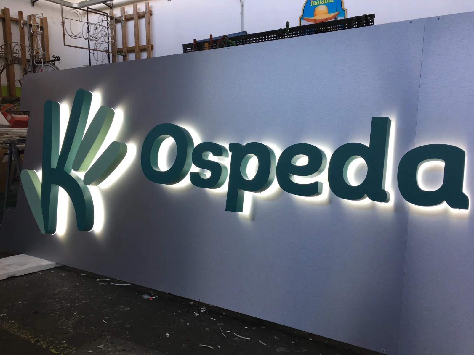 Splendor Neon - Insegna a lettere scatolate demaria